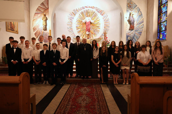 Intencje Mszy świętych 15–22.06.2025