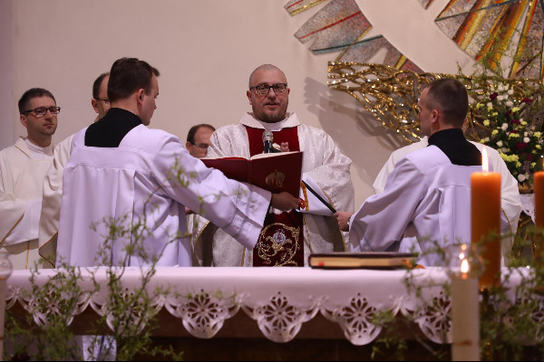Intencje Mszy świętych 24.04–01.05.2022