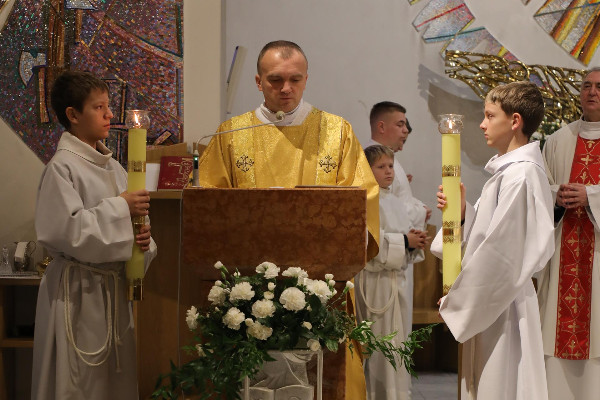 Intencje Mszy świętych 01–08.12.2024